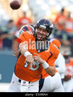 Denver Broncos center Quinn Meinerz (77) takes part in drills at an NFL  football training camp at team headquarters Thursday, July 29, 2021, in  Englewood, Colo. (AP Photo/David Zalubowski Stock Photo - Alamy