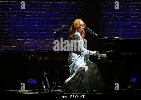 Toronto, Canada. 8th August 2014. American singer-songwriter-pianist, Tori Amos performs at Massey Hall. Credit:  EXImages/Alamy Live News Stock Photo