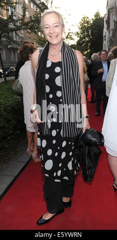 Uschi, Princess zu Hohenlohe-Oehringen arrives to the show of Munich fashion designer Susanne Wiebe for her new autumn/winter 2014/15 collection at Salon Tradition in Munich, Germany, 08 August 2014. Photo: URSULA DUEREN/dpa Stock Photo