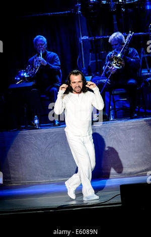 Toronto, Ontario, Canada. 9th Aug, 2014. Greek pianist, keyboardist, composer, and music producer YANNI performs at Molson Canadian Amphitheatre in Toronto. Credit:  Igor Vidyashev/ZUMA Wire/Alamy Live News Stock Photo