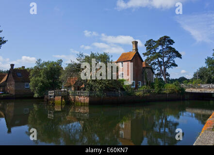 Beaulieu tide mill Stock Photo - Alamy