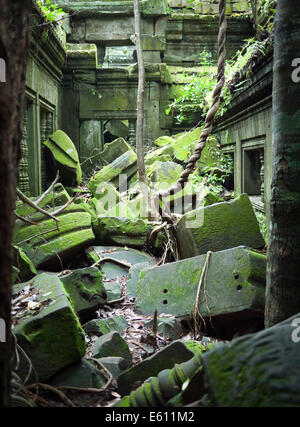 The ruins of Beng Mealea (Bung Mealea), an Angkor style temple, located east of the main group of temples at Angkor, Cambodia. Stock Photo