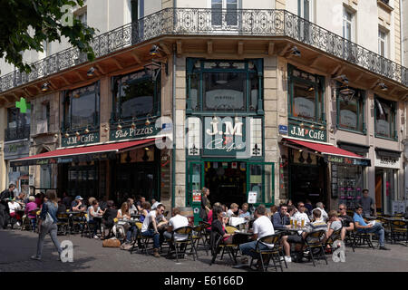 Street café on Place du Vieux-Marché, Rouen, Seine-Maritime, Upper Normandy, France Stock Photo