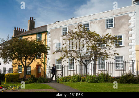 UK England, Dorset, Lyme Regis, Monmouth Street, War Memorial Garden Stock Photo