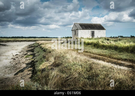 An old shed on Wallasea Island in Essex Stock Photo