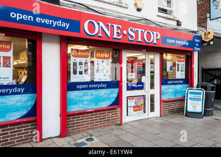 Convenience Store, Theale, Berkshire, England, GB, UK. Stock Photo