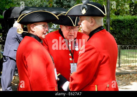 Chelsea Pensioners in uniform at the Great War Centenary Parade: London, 4th August 2014 Stock Photo