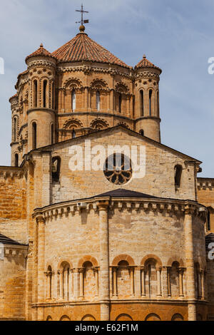 View of the abse and dome in the romanesque Collegiate Church of Toro in Zamora , Spain Stock Photo