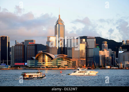 View from Kowloon on Hong Kong Island's skyline on Hong Kong River, with boats on the river, Central, with the International
