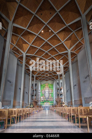 Nave (main aisle) at Coventry cathedral, England Stock Photo