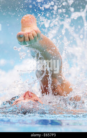 Berlin, Germany. 15th Aug, 2014. Kyra Felssner of Germany competes in the Solo Free Preliminary at the 32nd LEN European Swimming Championships 2014 at the Schwimm- und Sporthalle im Europa-Sportpark (SSE) in Berlin, Germany, 15 August 2014. Photo: Hannibal/dpa/Alamy Live News Stock Photo