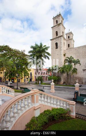 Park and temple of Maternity (Maternidad) in the historic downtown of Merida, Yucatan, Mexico. Stock Photo