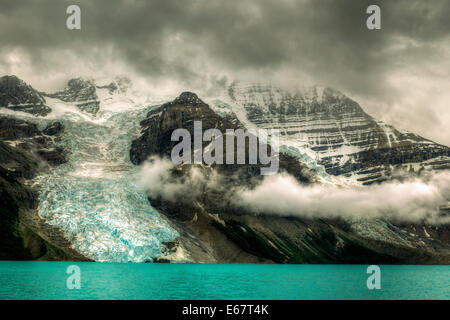 Scenic mountain hiking views, Berg Lake Trail, Mount Robson Provincial Park British Columbia Canada Stock Photo