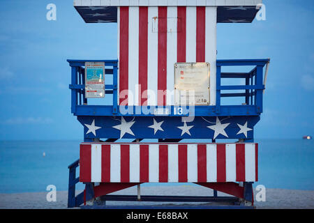 Tourist attraction beach hut on South beach in Miami Stock Photo