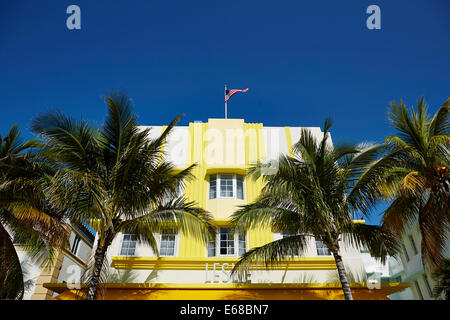 Ocean Drive South Beach Miami in Florida USA,  Leslie a yellow art deco restaurant and hotel flying the flag Stock Photo