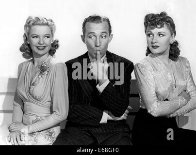 HOLIDAY INN 1942 Paramount film with from left Marjorie Reynolds, Bing Crosby, Virgina Dale Stock Photo