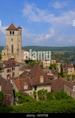 Townscape, Saint-Cirq-Lapopie, Lot Valley, Département Lot, Midi-Pyrénées, France Stock Photo