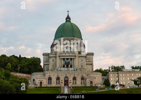 L'ORATOIRE SAINT-JOSEPH DU MONT-ROYAL (Saint Joseph's Oratory of Mount Royal), Montreal, Canada Stock Photo