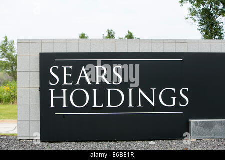 The headquarters of Sears Holdings in Hoffman Estates, Illinois. Stock Photo