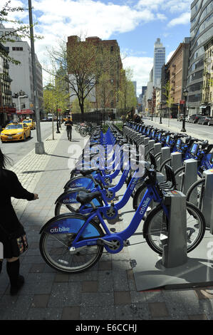 Citi Bike bicycle-sharing station, Manhattan, New York Stock Photo