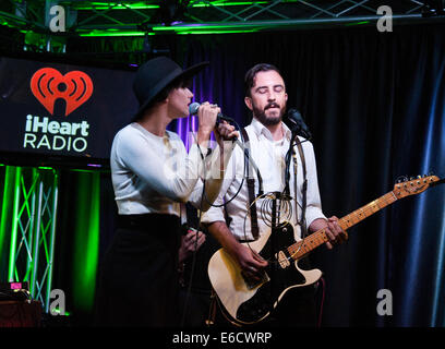 Bala Cynwyd, Pennsylvania, USA. 20th August, 2014. (L to R) Angela Gail and Jeffrey Jacob of American Indie Rock Band In The Valley Below Perform at Radio 104.5's Performance Theatre on August 20, 2014 in Bala Cynwyd, Pennsylvania, United States. Credit:  Paul Froggatt/Alamy Live News Stock Photo