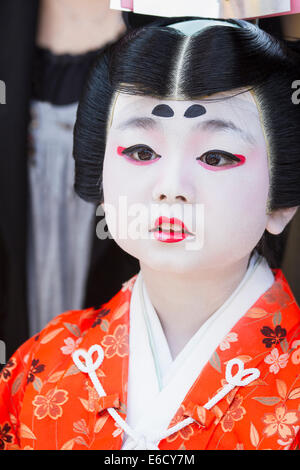 Kabuki wig hi res stock photography and images Alamy