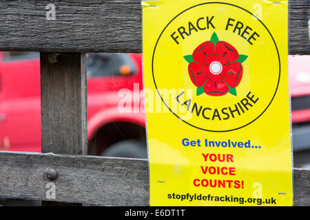 A protest banner against fracking at a farm site at Little Plumpton near Blackpool, Lancashire, UK, where the council for the first time in the UK, has granted planning permission for commercial fracking fro shale gas, by Cuadrilla. Stock Photo