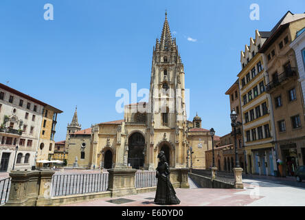 OVIEDO, SPAIN - JULY 17, 2014:  Statue of La Regenta in front of the Cathedral of San Salvador in Oviedo, capital of Asturias, S Stock Photo