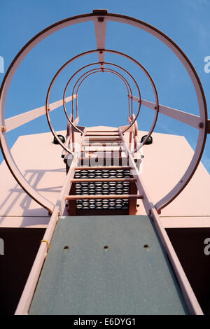 Pink hut building on the breakwater at Cardiff Barrage, Wales UK. lookout tower iconic building Stock Photo