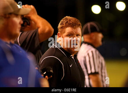 Largo, Florida, US. 21st Aug, 2014. Pinellas Park head coach Ken Crawford coaches during Thursday's (8/21/14) preseason football jamboree game with Dunedin High School hosted by Largo High School. © Douglas R. Clifford/Tampa Bay Times/ZUMA Wire/Alamy Live News Stock Photo