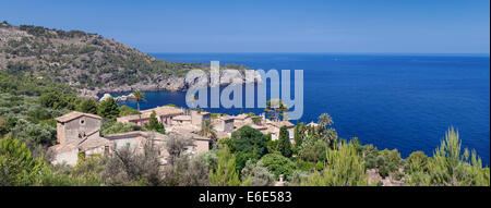 Hamlet by the sea, Lluc Alcari, near Deià, Sierra de Tramuntana, Majorca, Balearic Islands, Spain Stock Photo