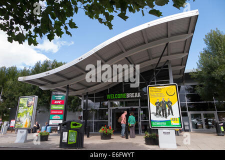 The front of and entrance to the Hopwood Park Welcome Break motorway Services on the M42, south of Birmingham. UK Stock Photo