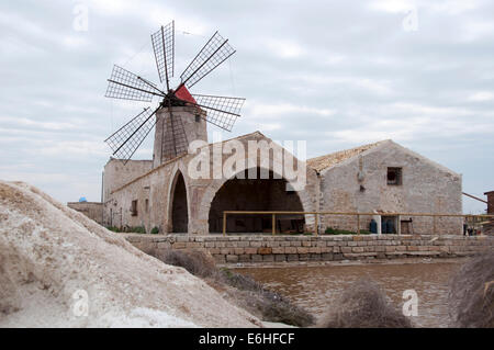 Mozia salt flats and windmills in Sicily, Italy Stock Photo