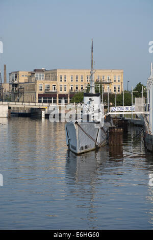 Wisconsin, Manitowoc. Manitowoc River. Wisconsin Maritime Museum along the Manitowoc River, USS Cobia WWII submarine. Stock Photo