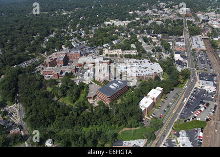 Aerial view of Summit, New Jersey and Overlook Hospital Stock Photo - Alamy