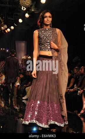 A model displays a designer fusion wear at an  India Fashion Week  event. Source: MissMalini