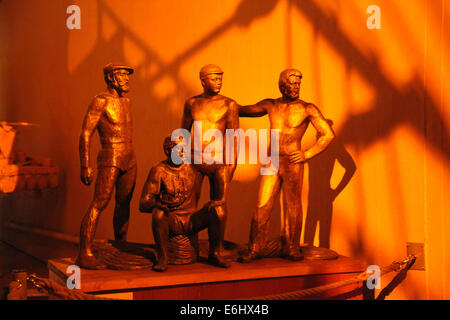 Bronze Sculpture of Thor Heyerdahl and his Crew at the Kon-Tiki Museum in Oslo Stock Photo