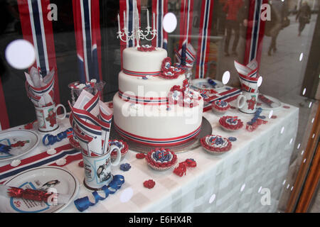 Window Display and Celebrations for Constitution Day in Oslo Stock Photo