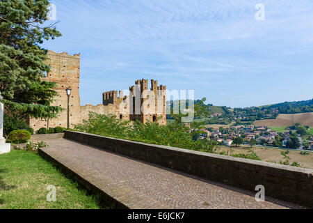 View of  Rocca Viscontea and local countryside from  walls of medieval town of Castell'Arquato, Piacenza, Emilia Romagna, Italy Stock Photo