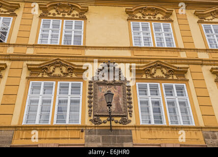 Details of a historic building on Lesser town square (malostranske namesti) in Prague, Czech Republic Stock Photo