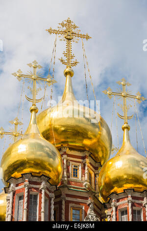 Golden domes of the Resurrection Church in Kadashi Sloboda, Moscow, Russia Stock Photo