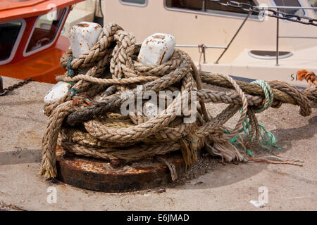 Hemp rope on old ship hi-res stock photography and images - Alamy