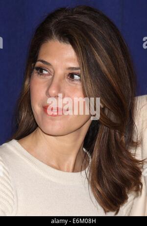 Photo call for Broadway's The Realistic Joneses, held at the New Forty-Second Street Studios.  Featuring: Marisa Tomei Where: New York, New York, United States When: 20 Feb 2014 Stock Photo