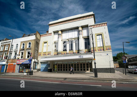 The Art Deco former Carlton cinema on Essex Road, Islington, London, now used as an evangelical church. Stock Photo