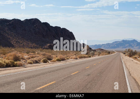 Empty stretch of California Mojave desert highway - California USA Stock Photo