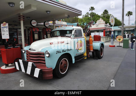 Tow truck - USA Stock Photo - Alamy