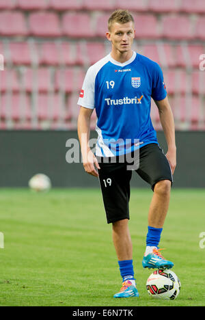 Prague, Czech Republic. 27th Aug, 2014. Zwolle team train prior to tomorrow's Europa League soccer 4th qualifying round return match between AC Sparta Prague and PEC Zwolle in Prague, Czech Republic, on August 27, 2014. Pictured is Czech Tomas Necid. Credit:  CTK/Alamy Live News Stock Photo