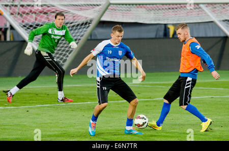 Prague, Czech Republic. 27th Aug, 2014. Zwolle team train prior to tomorrow's Europa League soccer 4th qualifying round return match between AC Sparta Prague and PEC Zwolle in Prague, Czech Republic, on August 27, 2014. Pictured centre is Czech Tomas Necid. Credit:  CTK/Alamy Live News Stock Photo