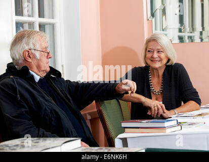 Richard Ingrams & Kate Adie at the Oldie Literary Lunch 05/11/13 Stock Photo