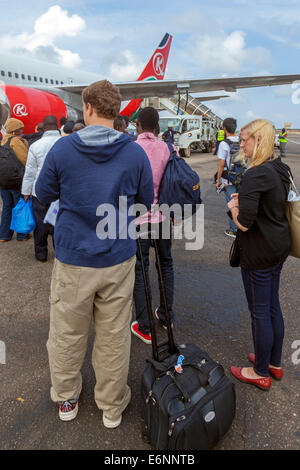 Passengers boarding flight at Kotoka International Airport, Accra, Ghana, Africa Stock Photo